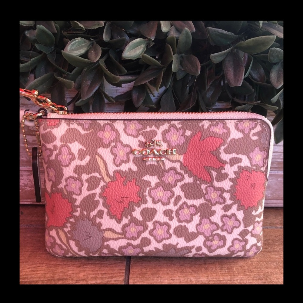 Coach wallet/wristlet
